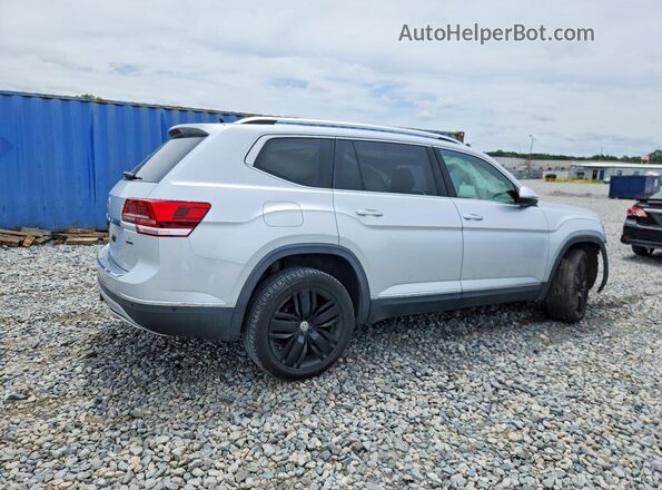 1V2NR2CA5JC507261 2018 VOLKSWAGEN ATLAS Silver Tył prawy