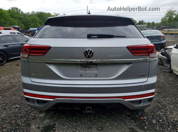 1V2RE2CA3LC230268 2020 VOLKSWAGEN ATLAS Silver Widok z tyłu