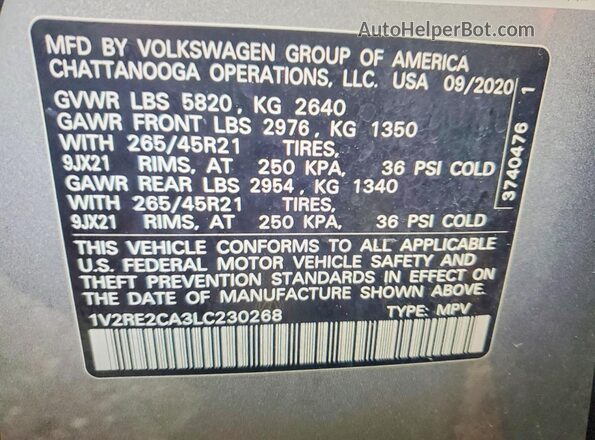 1V2RE2CA3LC230268 2020 VOLKSWAGEN ATLAS Silver Widok naklejki z numerem VIN