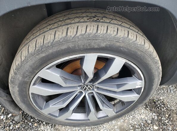 1V2RE2CA3LC230268 2020 VOLKSWAGEN ATLAS Silver 