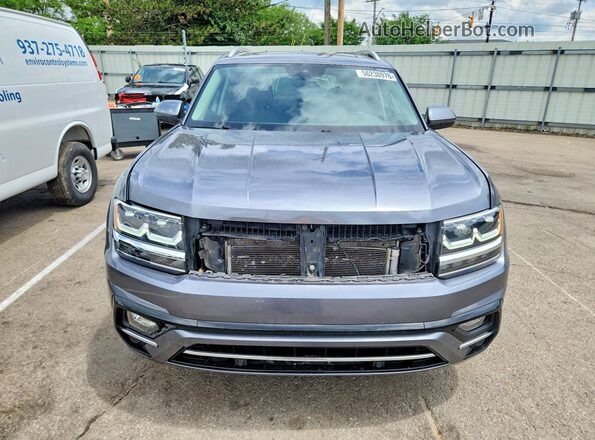 1V2RR2CA9JC568517 2018 VOLKSWAGEN ATLAS Gray Widok z przodu