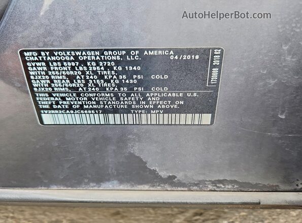 1V2RR2CA9JC568517 2018 VOLKSWAGEN ATLAS Gray Widok naklejki z numerem VIN