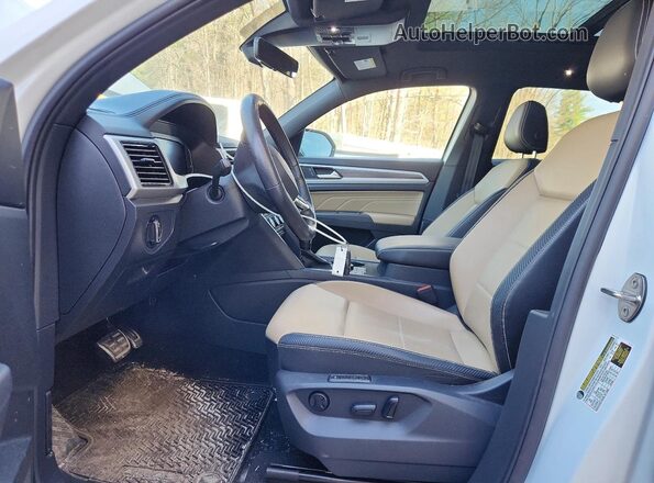1V2SC2CA9PC222673 2023 VOLKSWAGEN ATLAS White 