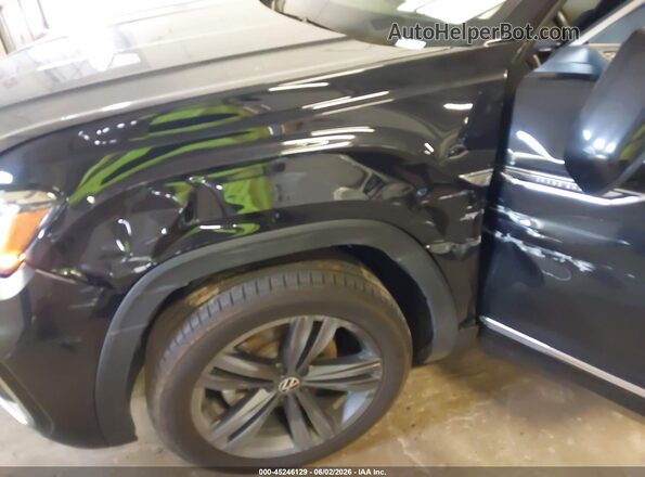 1V2SE2CA6NC215977 2022 VOLKSWAGEN ATLAS Black Front view
