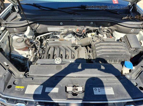 1V2SR2CA7KC596304 2019 VOLKSWAGEN ATLAS White 