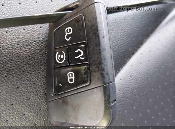 1V2WC2CA1MC213012 2021 VOLKSWAGEN ATLAS Silver Vista del salpicadero