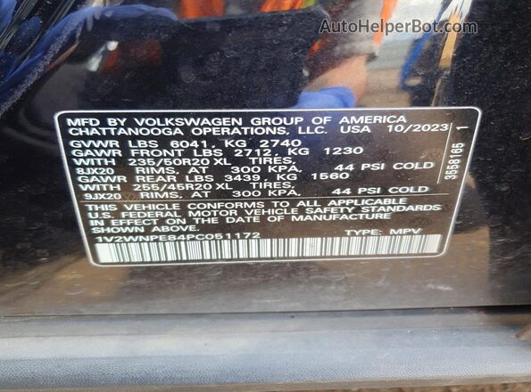 1V2WNPE84PC051172 2023 VOLKSWAGEN ID.4 Black 