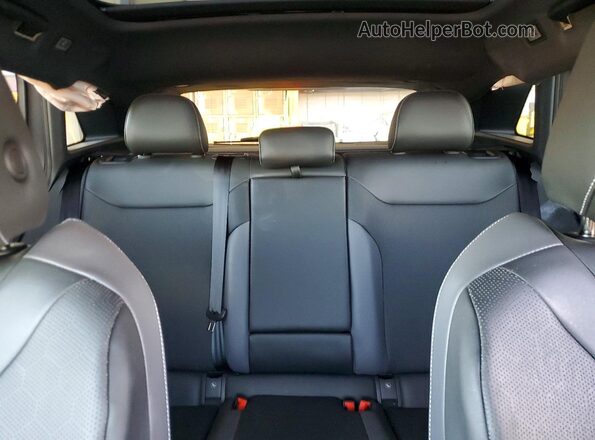 1V2WNPE86PC035782 2023 VOLKSWAGEN ID.4 Silver Vista de los asientos traseros