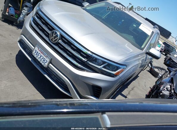 1V2WP2CA9NC517436 2022 VOLKSWAGEN ATLAS Silver Vista tres cuartos delantera izquierda
