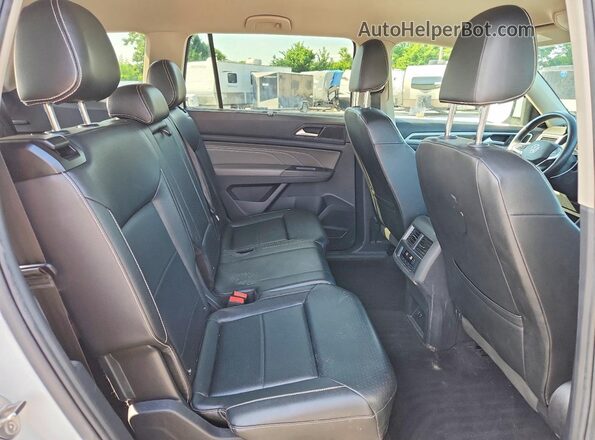 1V2WR2CA1MC567899 2021 VOLKSWAGEN ATLAS White Սալոնի հետևի տեսք
