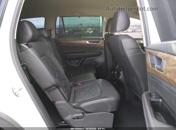 1V2WR2CA1SC533765 2025 VOLKSWAGEN ATLAS White Widok naklejki z numerem VIN