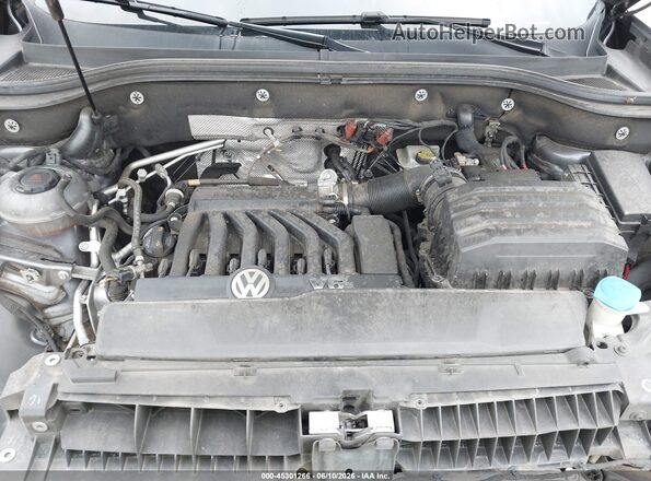 1V2WR2CA2KC605136 2019 VOLKSWAGEN ATLAS Gray Rear view