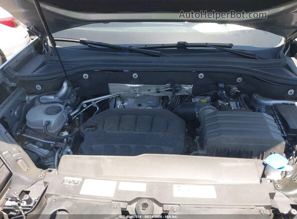 1V2WR2CA3RC557866 2024 VOLKSWAGEN ATLAS Silver Rear view