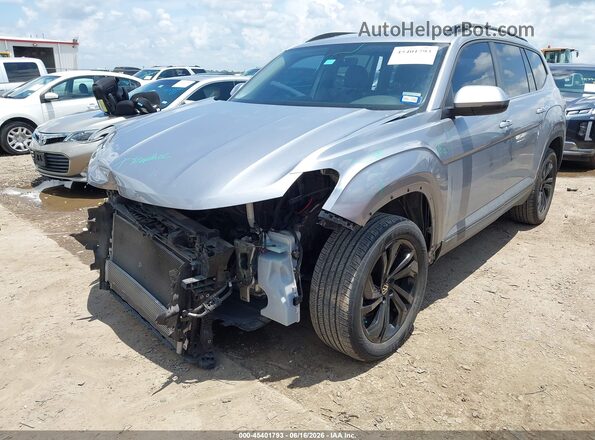 1V2WR2CA5PC501490 2023 VOLKSWAGEN ATLAS Silver Vista tres cuartos delantera izquierda