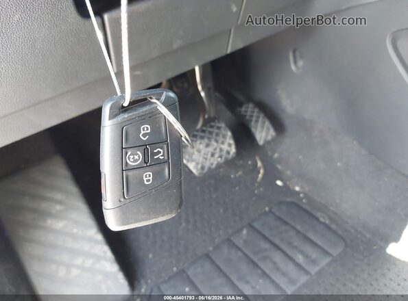 1V2WR2CA5PC501490 2023 VOLKSWAGEN ATLAS Silver Vista del salpicadero