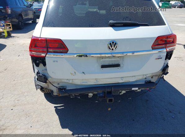 1V2XR2CA7KC544239 2019 VOLKSWAGEN ATLAS White Front view