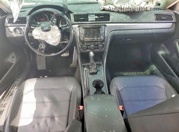 1VWAA7A30JC026632 2018 VOLKSWAGEN PASSAT Black 