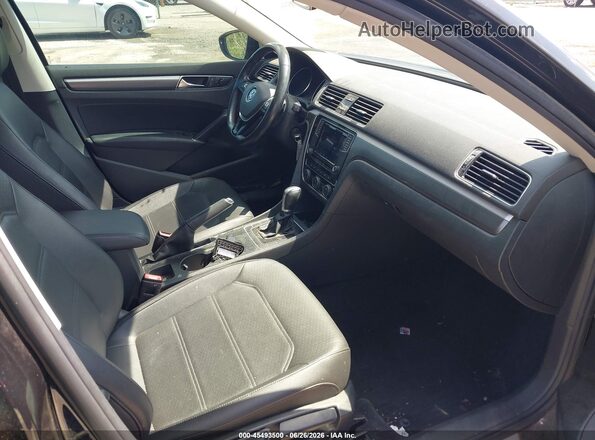 1VWAA7A30JC034908 2018 VOLKSWAGEN PASSAT Black Вид салону спереду