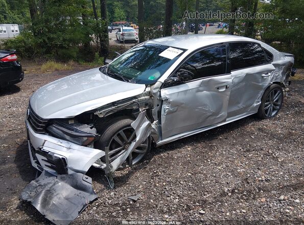 1VWAA7A31JC027093 2018 VOLKSWAGEN PASSAT Silver წინა მარცხენა ხედი სამი მეოთხედიდან