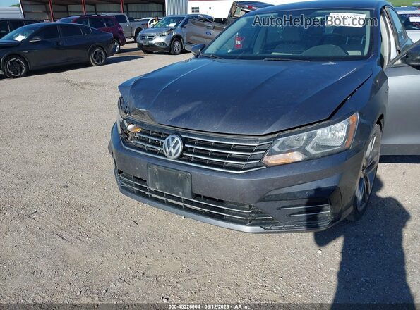 1VWAA7A34JC010496 2018 VOLKSWAGEN PASSAT Gray 