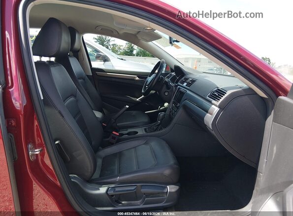 1VWAA7A35JC035455 2018 VOLKSWAGEN PASSAT Red წინა სალონის ხედი