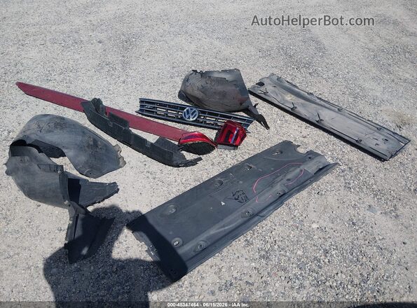 1VWAA7A35JC035455 2018 VOLKSWAGEN PASSAT Red ხელსაწყოთა პანელის ხედი