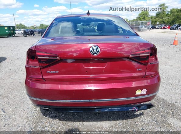 1VWAA7A35JC035455 2018 VOLKSWAGEN PASSAT Red 