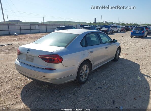 1VWAA7A37JC004045 2018 VOLKSWAGEN PASSAT Silver Հետևի աջ