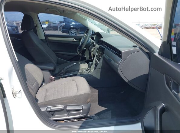 1VWAA7A39LC012926 2020 VOLKSWAGEN PASSAT White Widok wnętrza z przodu