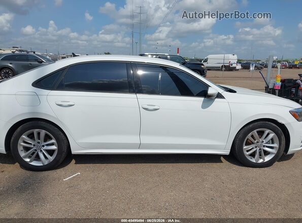 1VWAA7A39LC012926 2020 VOLKSWAGEN PASSAT White Widok wnętrza z tyłu