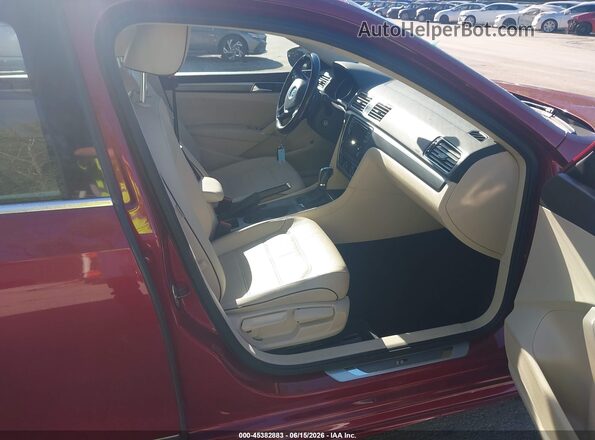 1VWAS7A34GC063964 2016 VOLKSWAGEN PASSAT Темно-бордовый Вид салона спереди