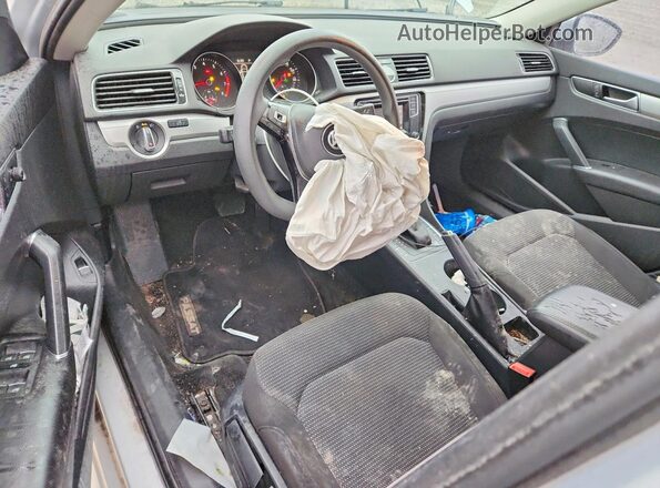 1VWAS7A39GC007101 2016 VOLKSWAGEN PASSAT Silver 