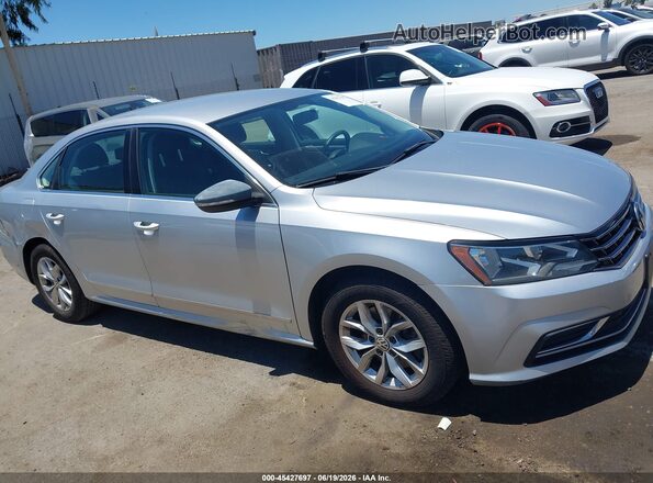 1VWAS7A3XGC029172 2016 VOLKSWAGEN PASSAT Серебряный Вид спереди