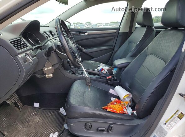 1VWAT7A30GC038346 2016 VOLKSWAGEN PASSAT Белый Вид салона спереди