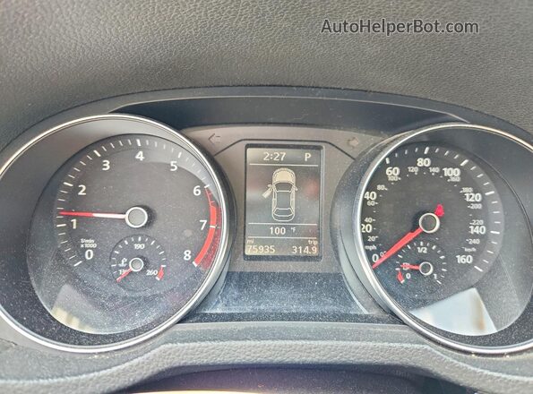 1VWAT7A30HC029504 2017 VOLKSWAGEN PASSAT Silver Սարքավորումների վահանակի տեսք