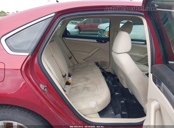 1VWAT7A30HC086236 2017 VOLKSWAGEN PASSAT Red 