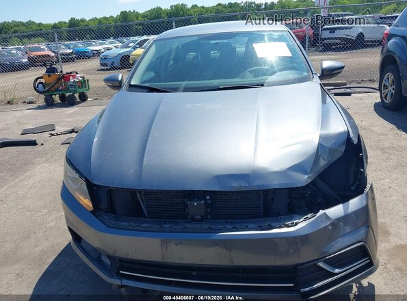 1VWAT7A32HC022506 2017 VOLKSWAGEN PASSAT Gray Սալոնի հետևի տեսք