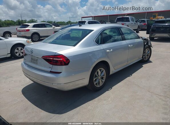 1VWAT7A32HC056171 2017 VOLKSWAGEN PASSAT Silver Trasero derecho