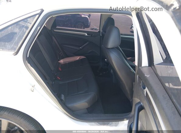 1VWAT7A33GC041998 2016 VOLKSWAGEN PASSAT White VIN კოდის სტიკერის ხედი