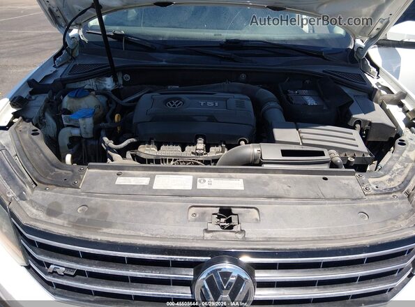 1VWAT7A33GC041998 2016 VOLKSWAGEN PASSAT White უკანა ხედი