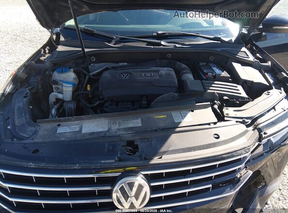 1VWAT7A33HC016407 2017 VOLKSWAGEN PASSAT Black Հետևի տեսք