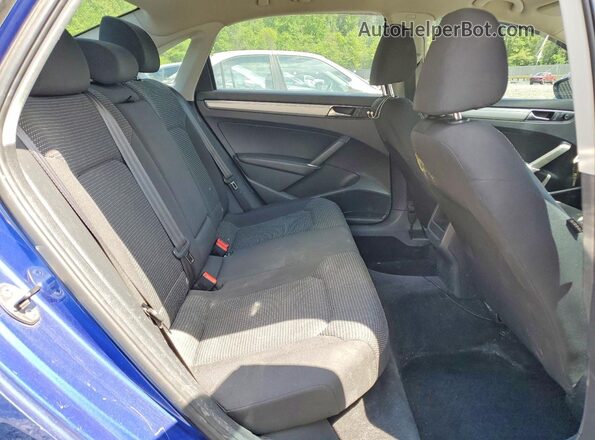 1VWAT7A33HC021946 2017 VOLKSWAGEN PASSAT Blue Հետևի նստատեղերի տեսք