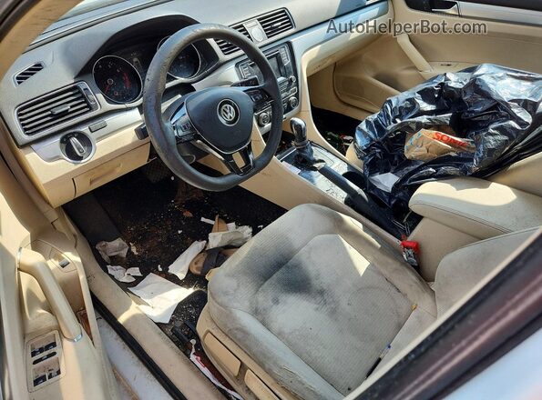 1VWAT7A34HC009613 2017 VOLKSWAGEN PASSAT Белый 
