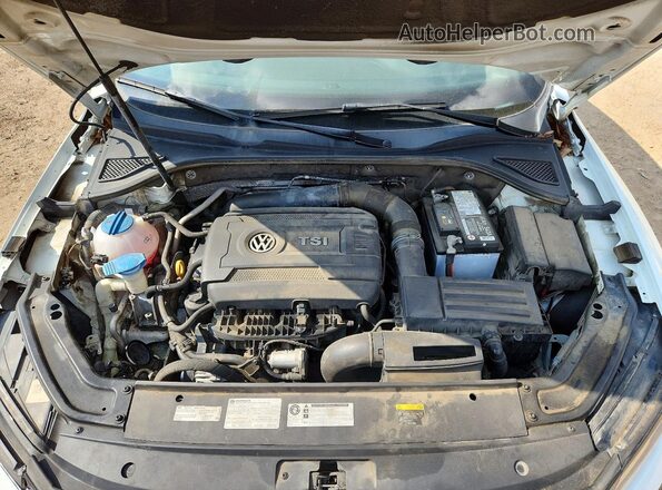 1VWAT7A34HC009613 2017 VOLKSWAGEN PASSAT Белый 