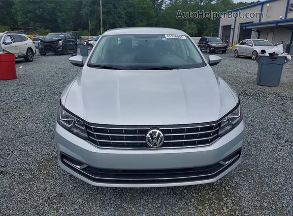 1VWAT7A34HC058567 2017 VOLKSWAGEN PASSAT Silver Вид спереду