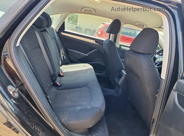 1VWAT7A37GC045908 2016 VOLKSWAGEN PASSAT Black 