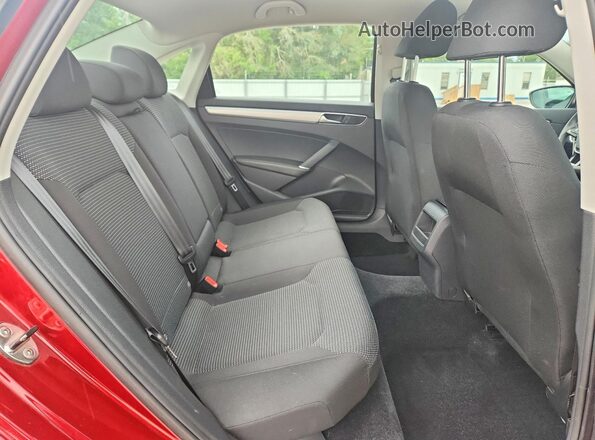 1VWAT7A37GC062871 2016 VOLKSWAGEN PASSAT Red Widok tylnych siedzeń