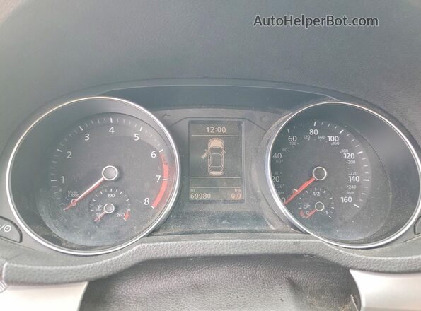 1VWAT7A39GC032982 2016 VOLKSWAGEN PASSAT Maroon Instrument cluster view