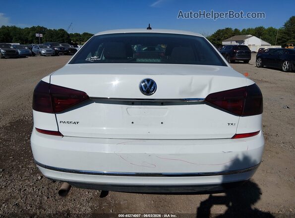 1VWAT7A39GC048115 2016 VOLKSWAGEN PASSAT White 