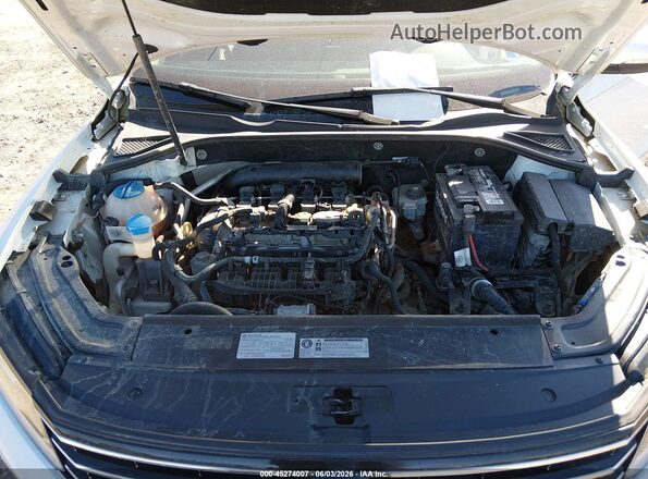 1VWAT7A39GC048115 2016 VOLKSWAGEN PASSAT White Vista trasera